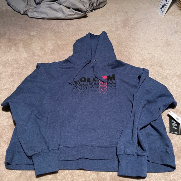 NWT Volcom crop hoodie - Picture 1 of 1